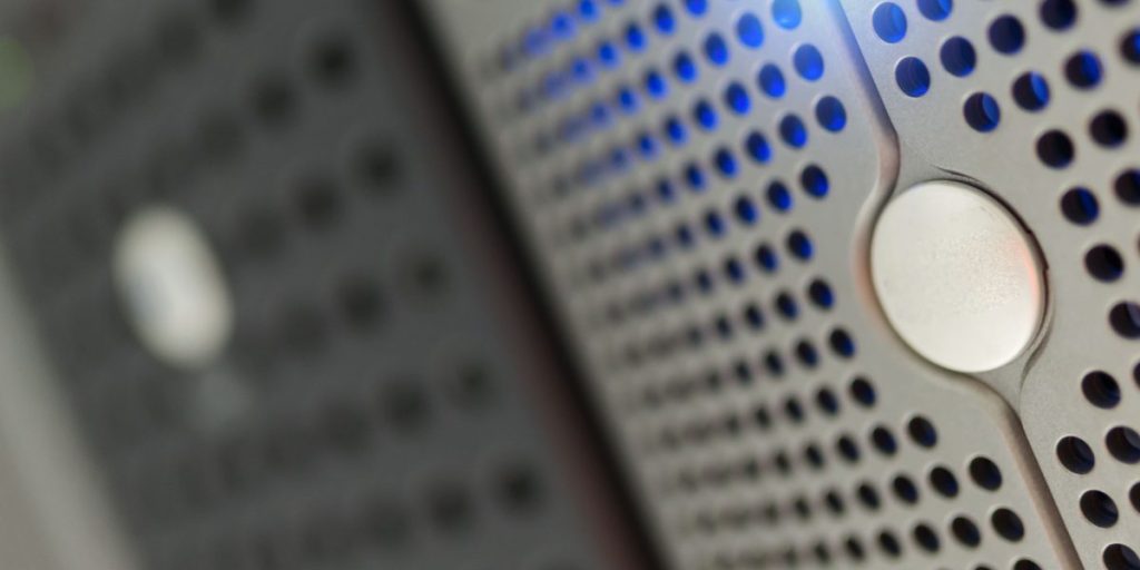 This article explains how Meta-style hyperscale data centers and cloud data handling work, why they matter, and what that means for users and operators. It walk...