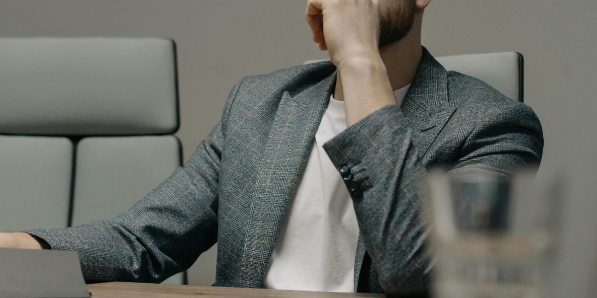 The ability to make quick, confident decisions is crucial, mirroring the real-time inference capabilities of Edge AI in critical applications.