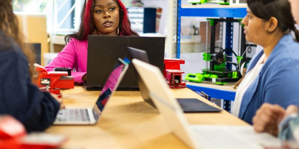 This article explains how to use AI tools for studying safely and effectively in 2026, weighing their promise against clear risks like AI hallucinations, privac...